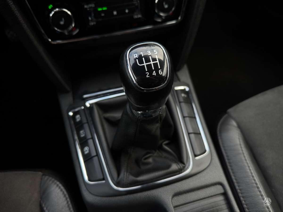 Skoda Superb, 1.6 l., Универсал