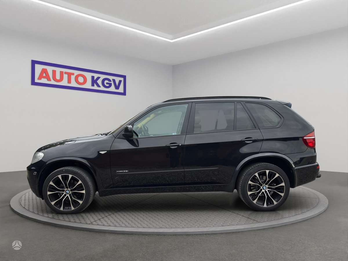 BMW X5, 3.0 l., off-road / crossover