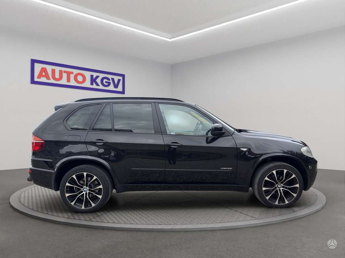 BMW X5, 3.0 l., off-road / crossover