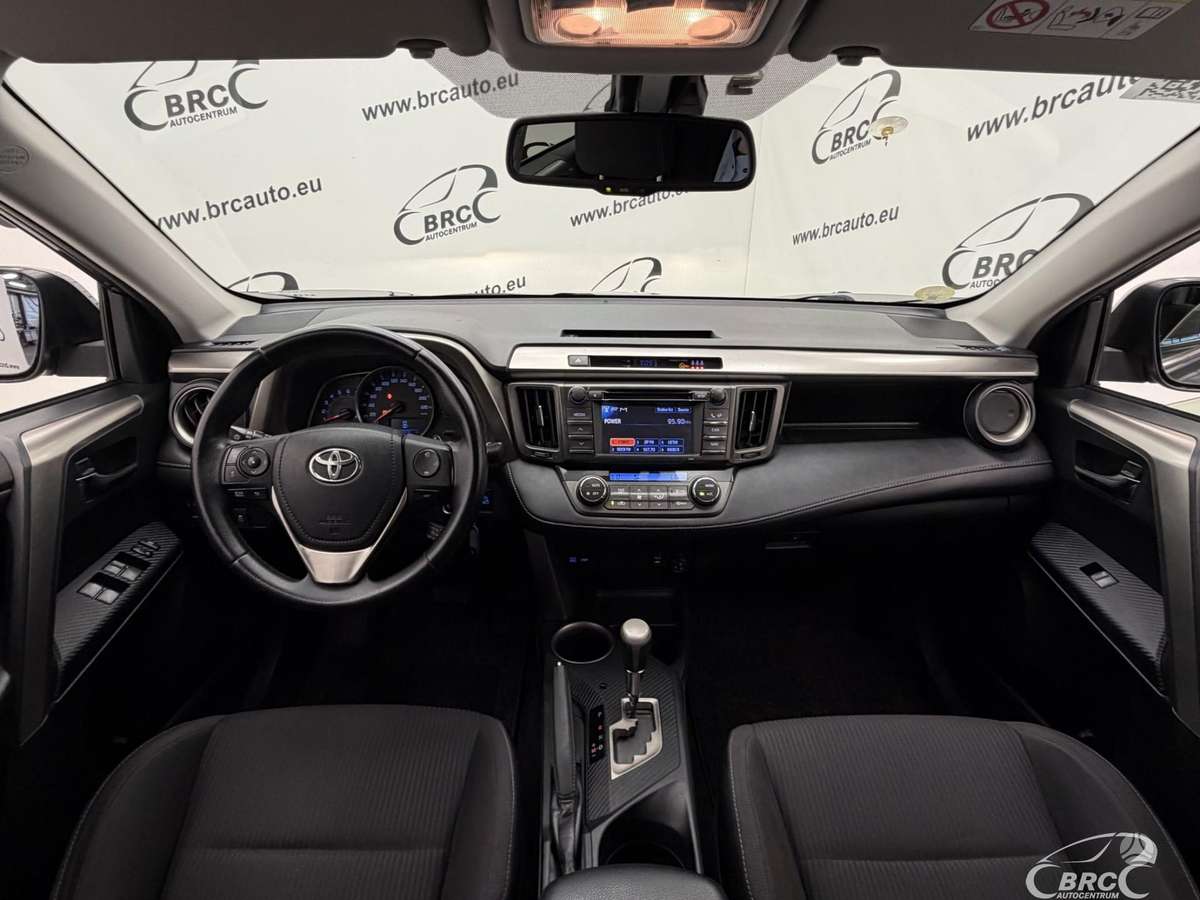 Toyota RAV4 - 4