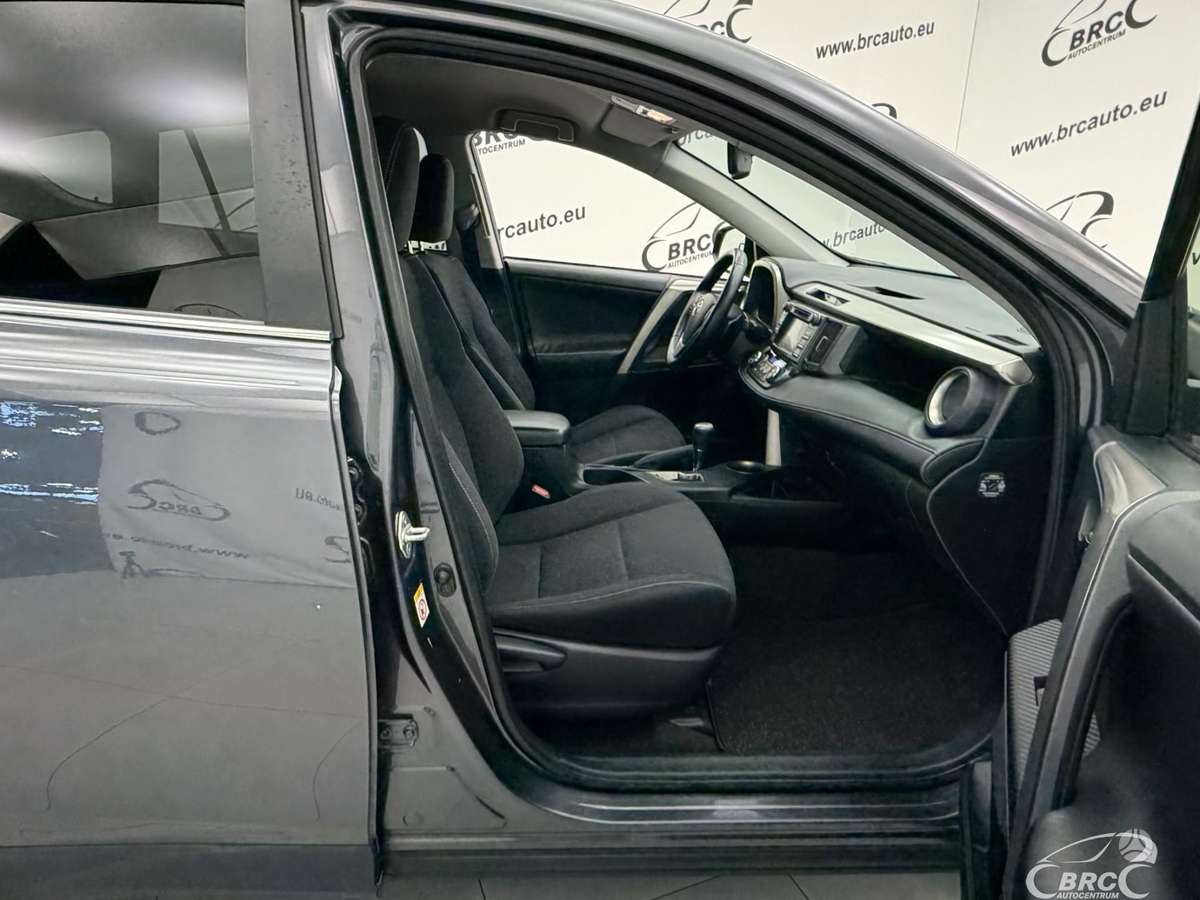 Toyota RAV4 - 5