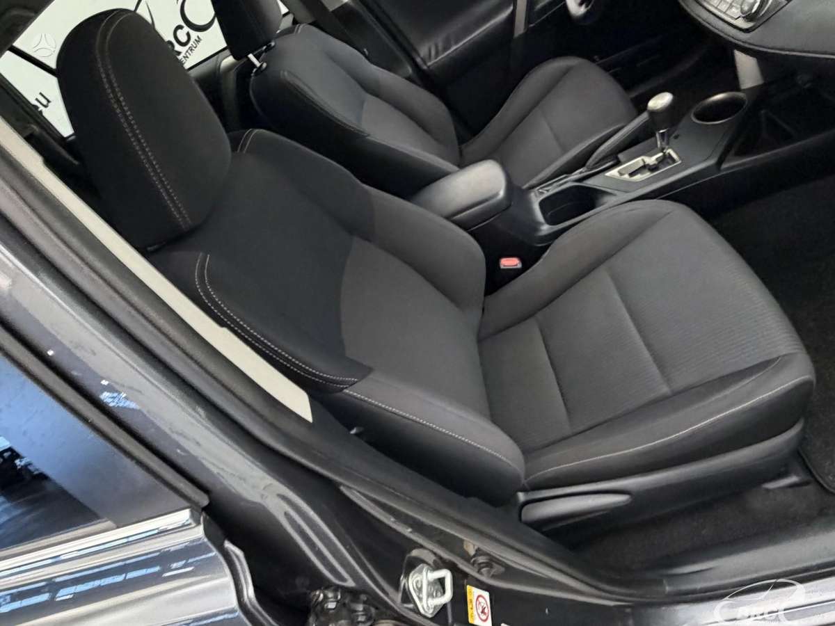 Toyota RAV4 - 6