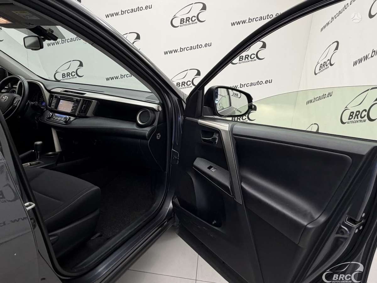 Toyota RAV4 - 9
