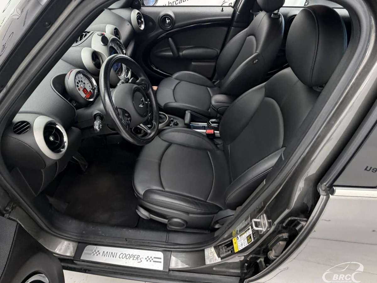 Mini Cooper S, 1.6 l., hatchback