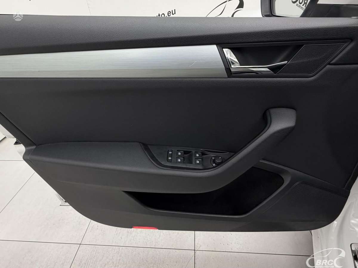 Skoda Superb, 1.6 l., Универсал
