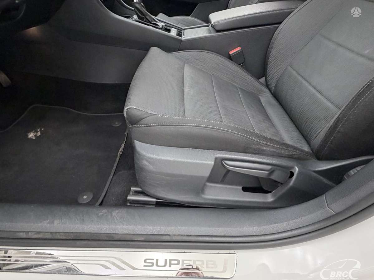Skoda Superb, 1.6 l., Универсал
