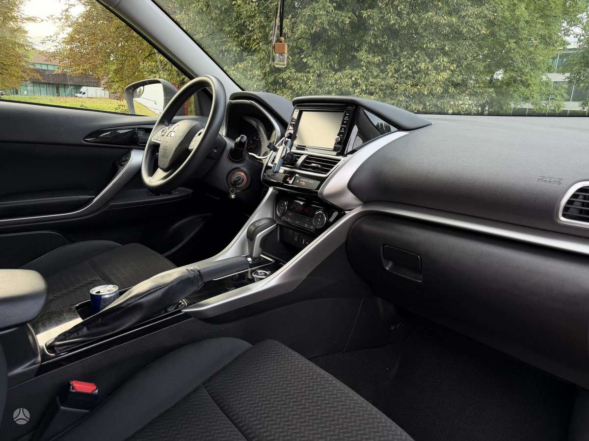 Mitsubishi Eclipse Cross, 1.5 l., Внедорожник / Кроссовер