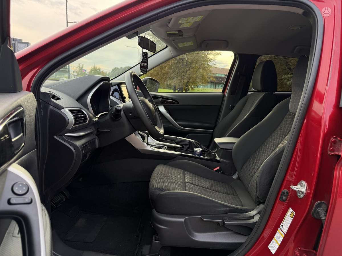 Mitsubishi Eclipse Cross, 1.5 l., Внедорожник / Кроссовер