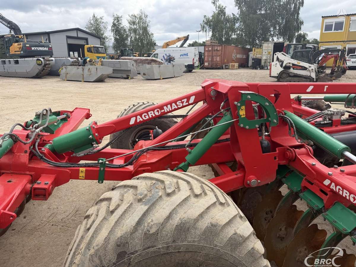 AGRO-MASZ BTC50, scrapers, scrubbers
