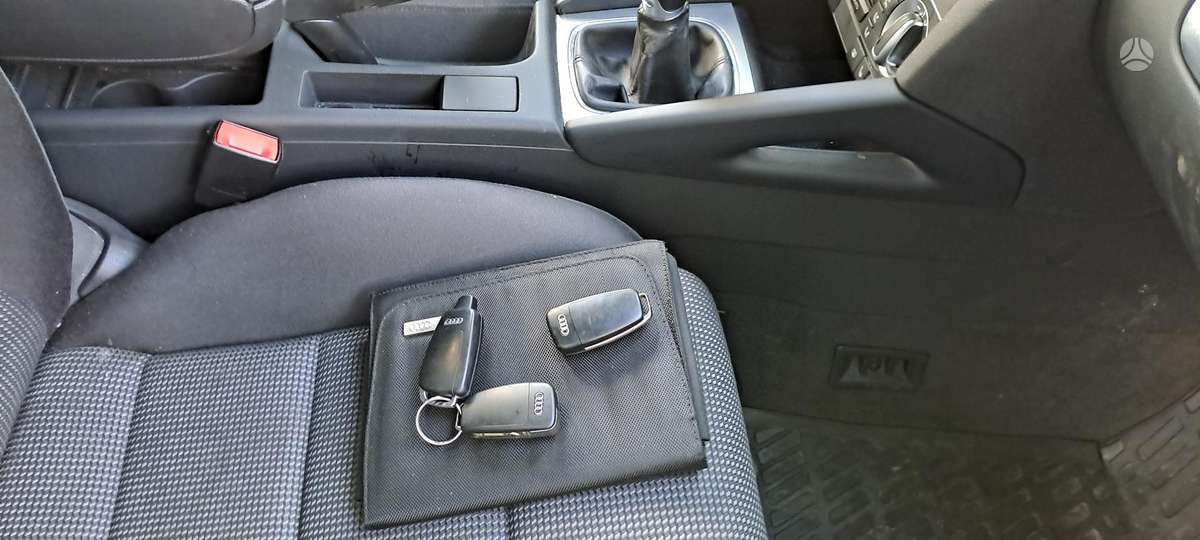 Audi A3, 1.6 l., hatchback