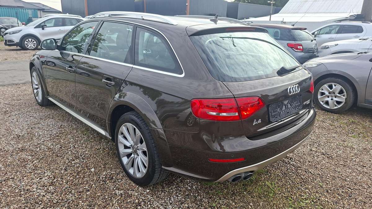 Audi A4 allroad, 2.0 l., Универсал