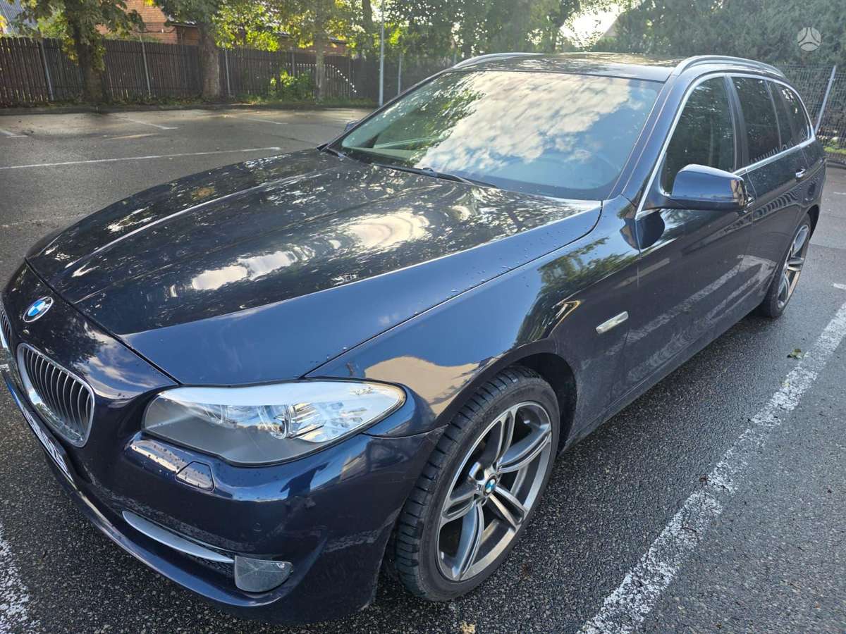 BMW 520, 2.0 l., wagon