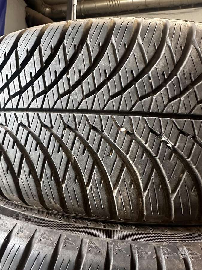 Yokohama, universalios 225/60 R18