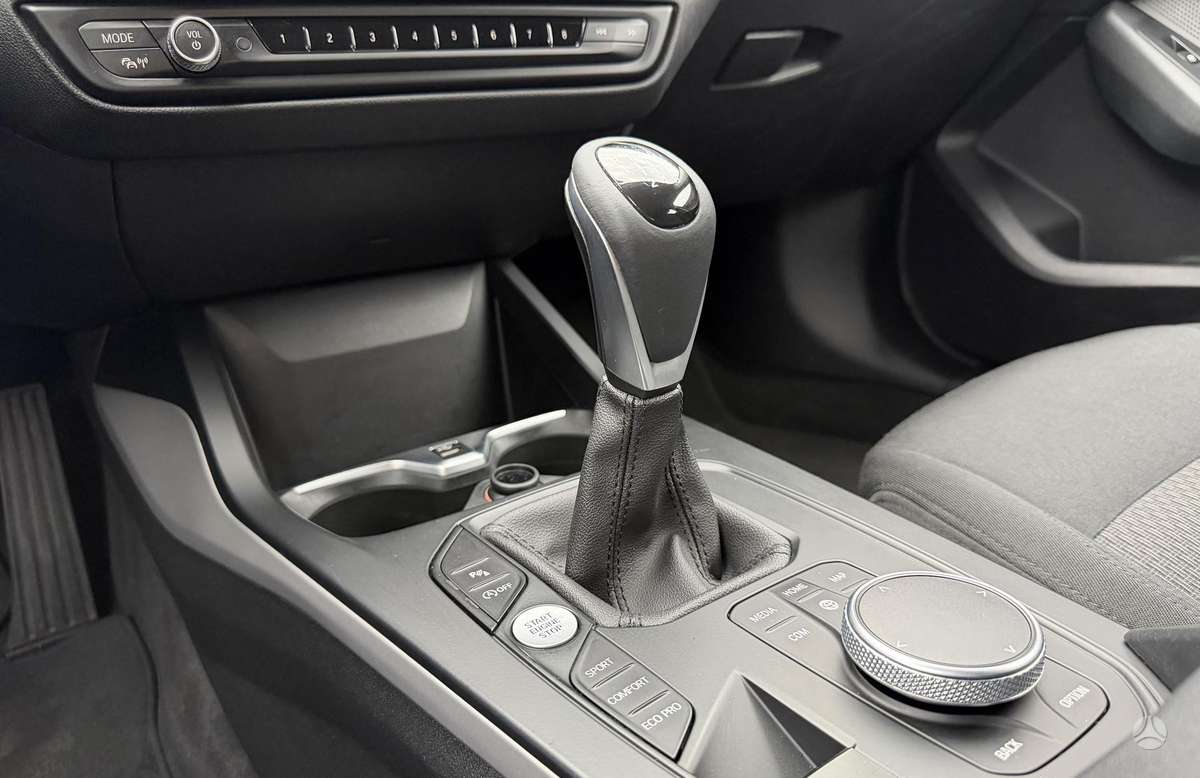 BMW 116, 1.5 l., Хэтчбек
