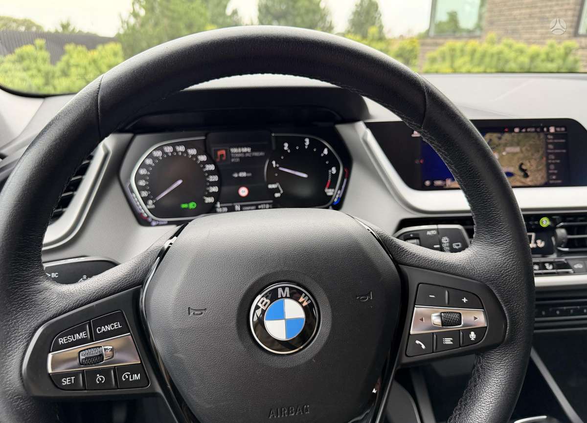 BMW 116, 1.5 l., Хэтчбек