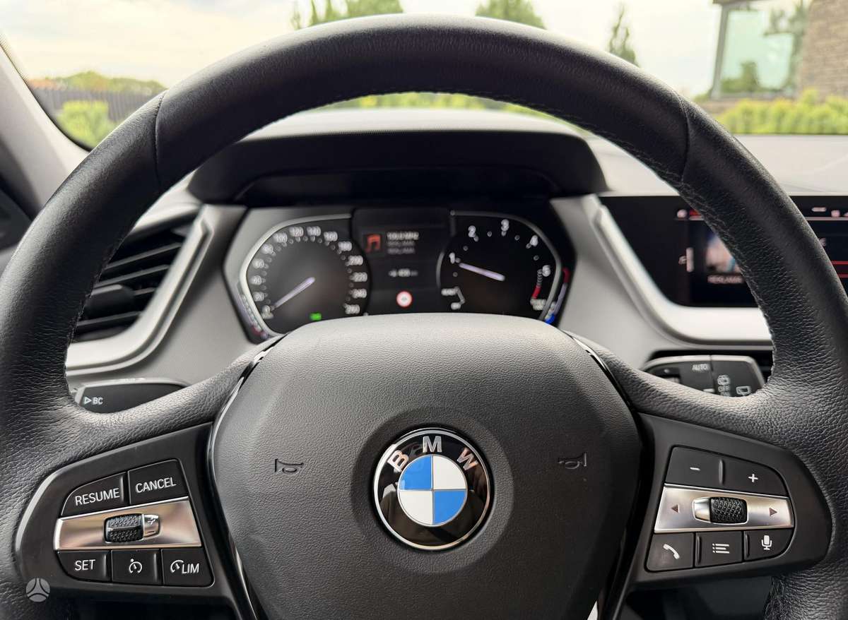 BMW 116, 1.5 l., Хэтчбек