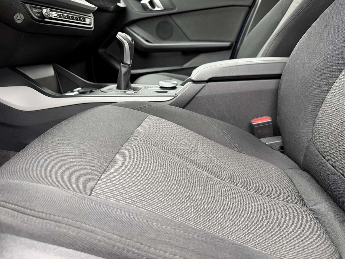 BMW 116, 1.5 l., Хэтчбек