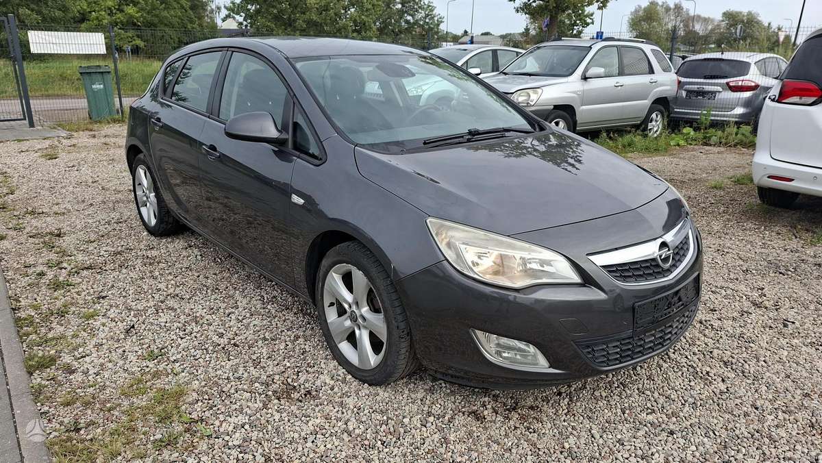Opel Astra, 1.4 l., Хэтчбек