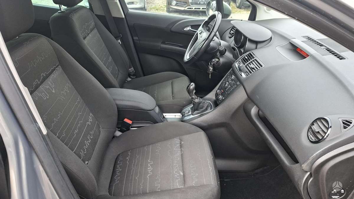 Opel Meriva, 1.3 l., hatchback