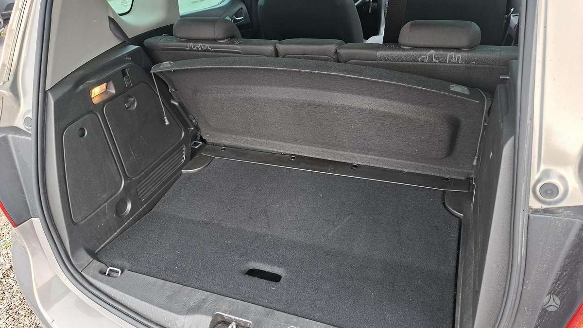 Opel Meriva, 1.3 l., hatchback