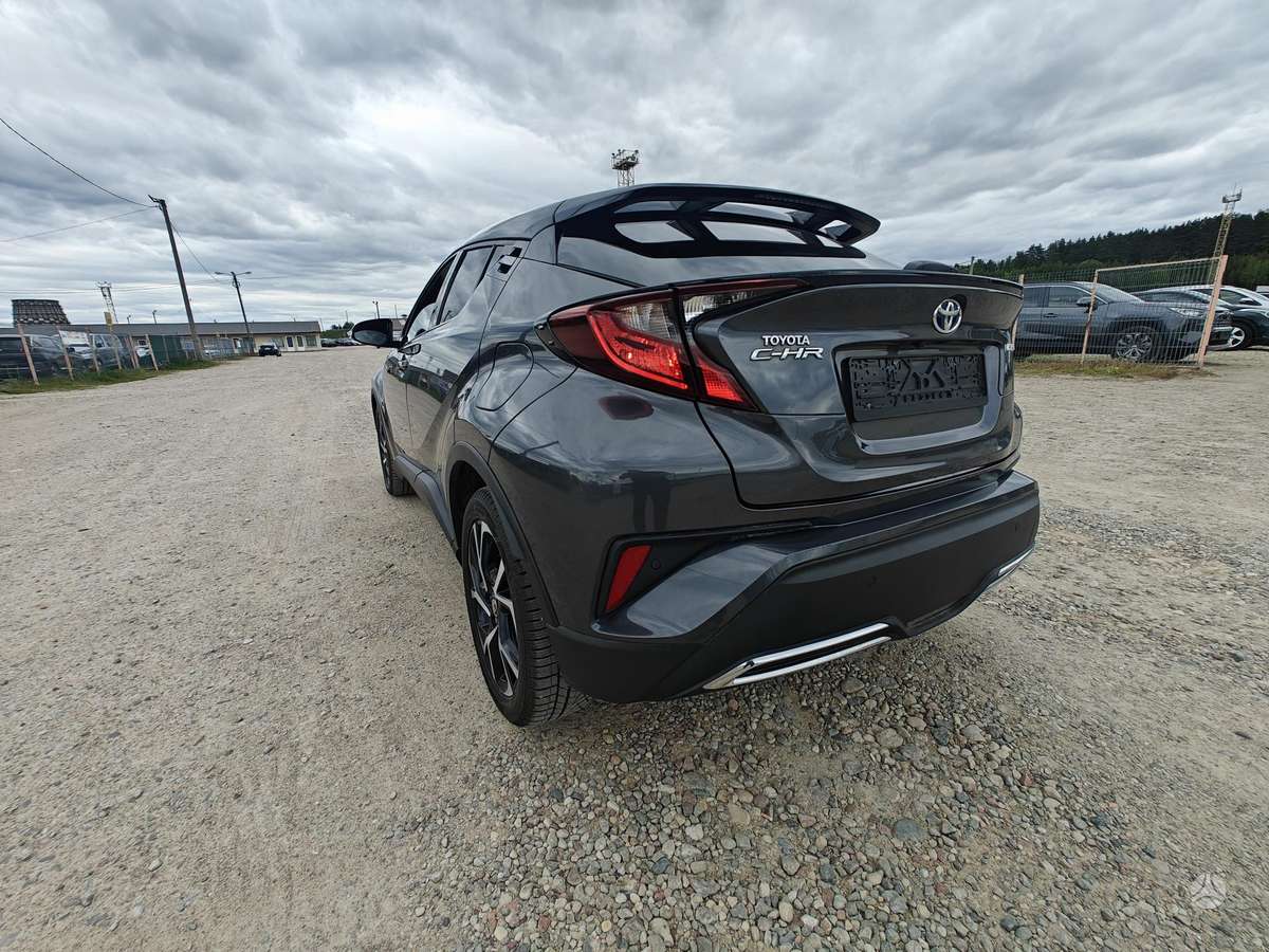 Toyota C-HR - 10