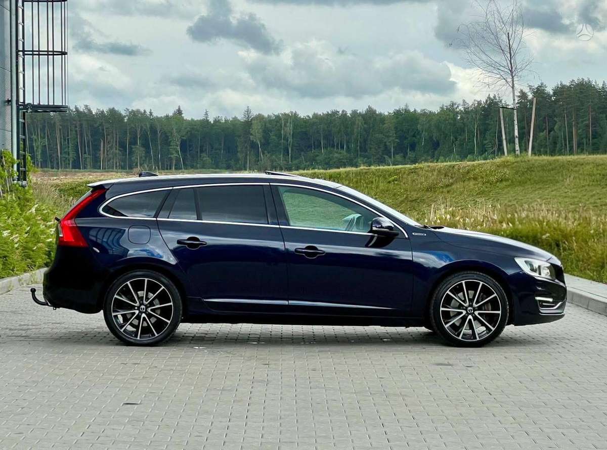 Volvo V60, 2.4 l., Универсал