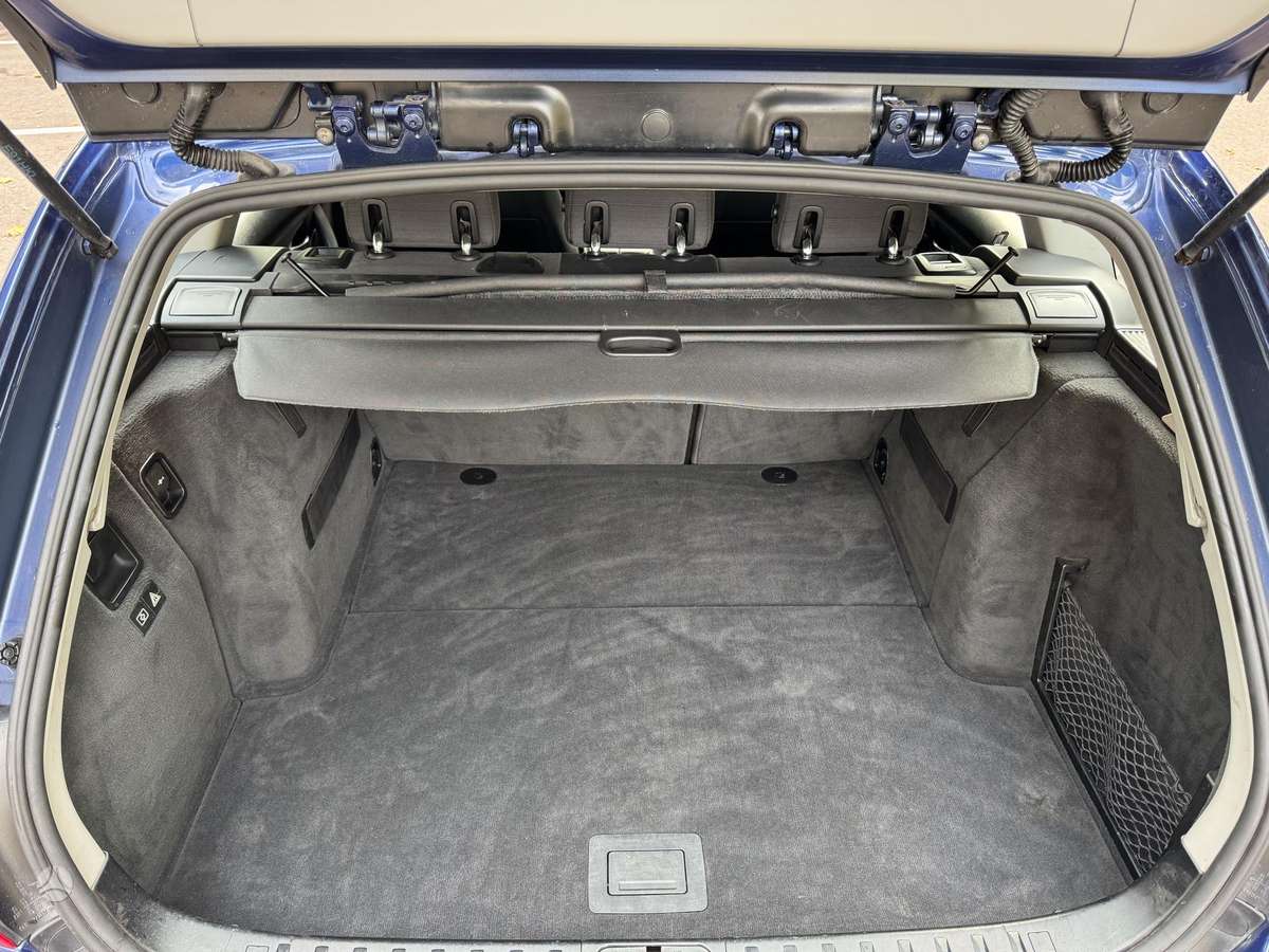 BMW 320, 2.0 l., wagon