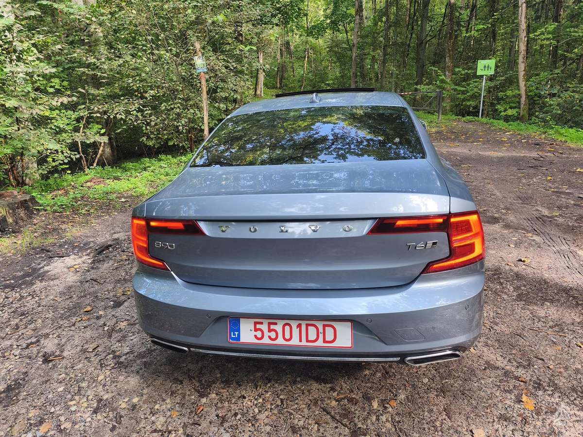 Volvo S90 - 7