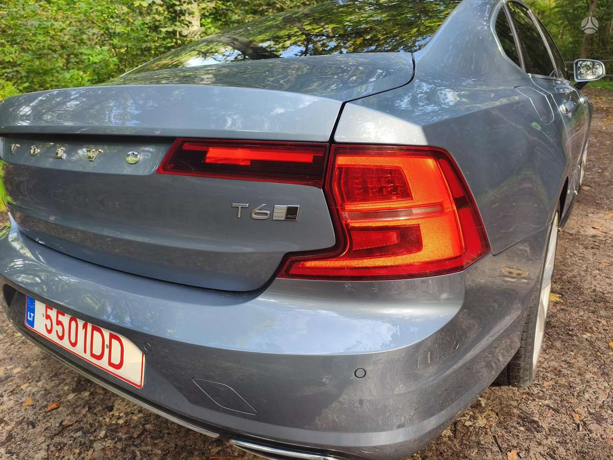 Volvo S90 - 9