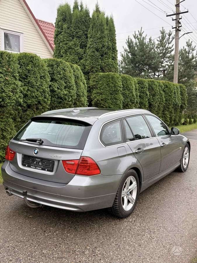 BMW 320, 2.0 l., wagon