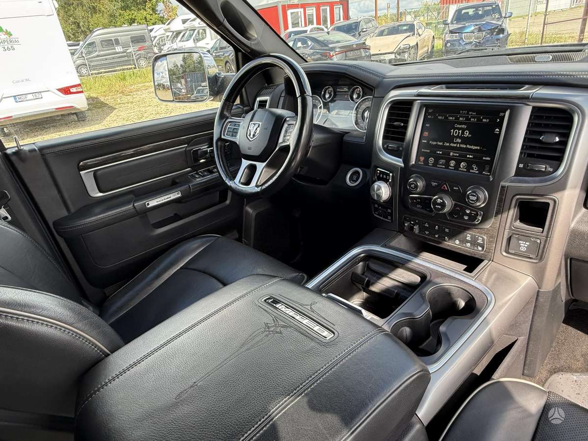 Dodge Ram, 3.0 l., off-road / crossover