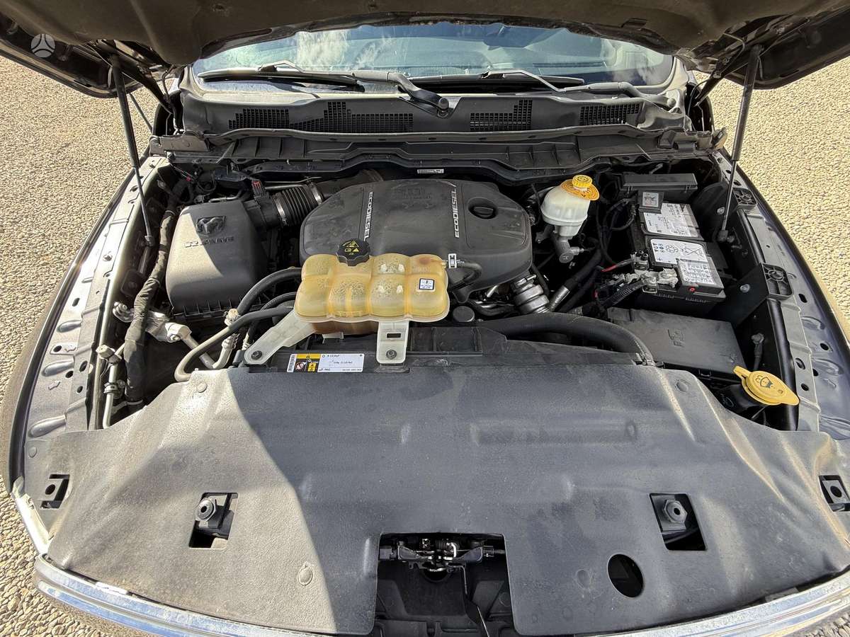 Dodge Ram, 3.0 l., off-road / crossover