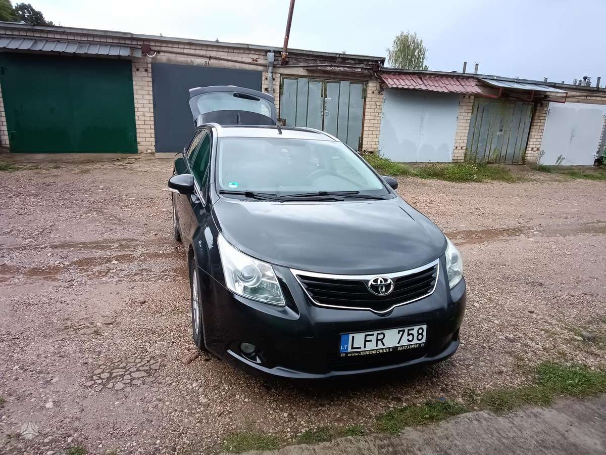 Toyota Avensis, 2.0 l., Универсал