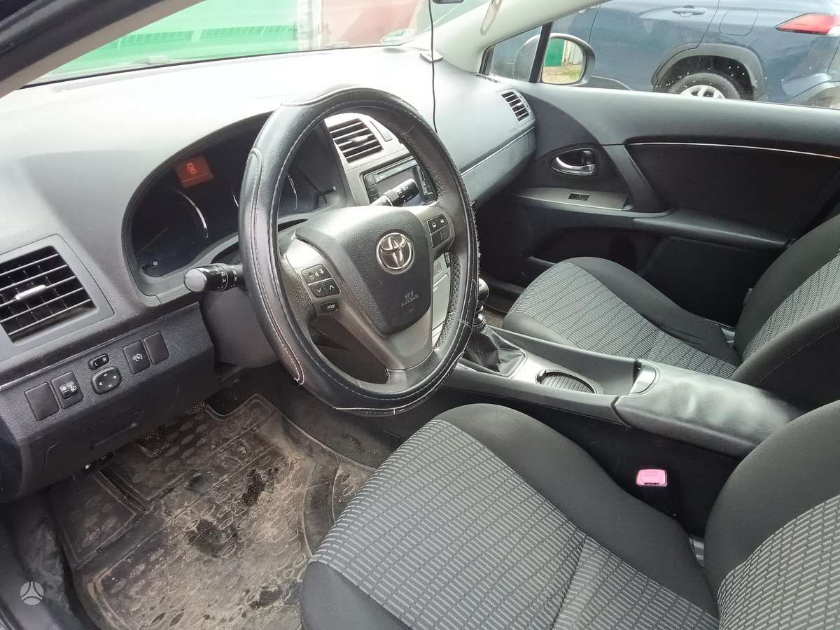 Toyota Avensis, 2.0 l., Универсал