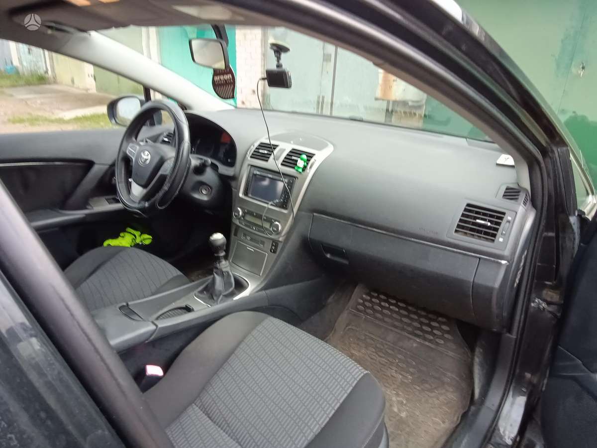 Toyota Avensis, 2.0 l., Универсал