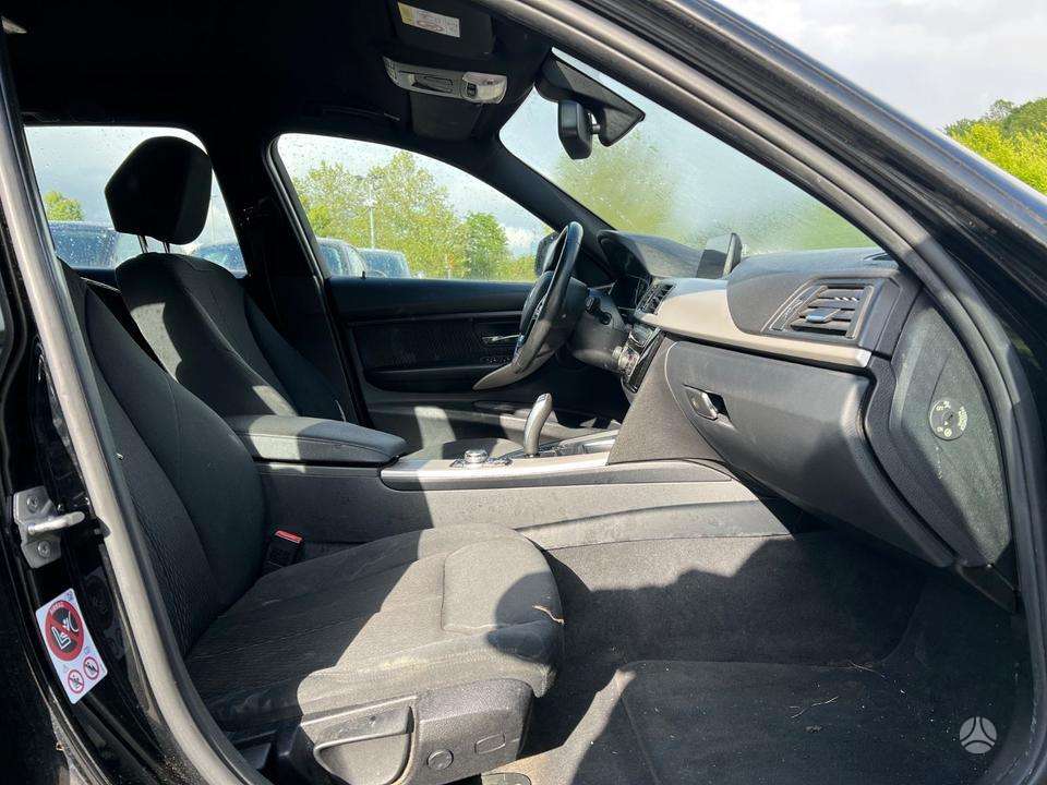 BMW 320 2015 — photo 8