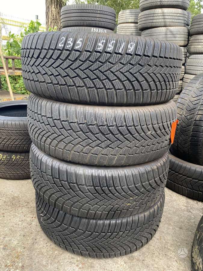 Bridgestone Blizzak LM005, winter 235/55 R19