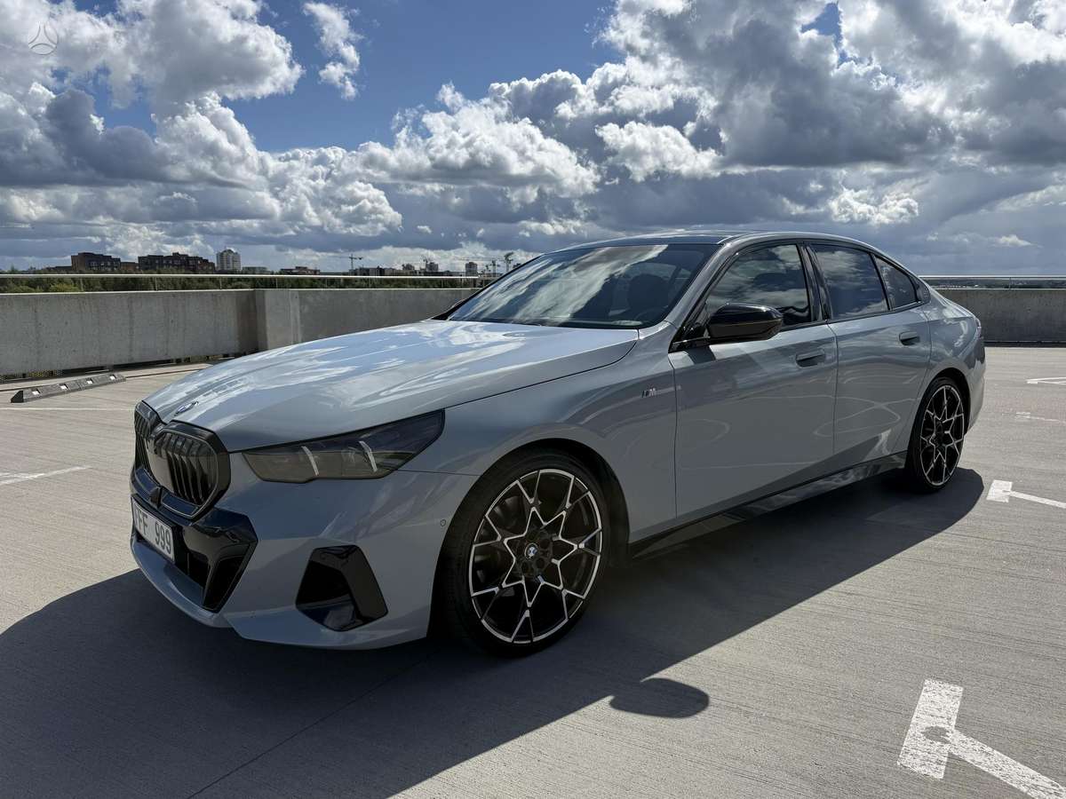 BMW 520, 2.0 l., Седан