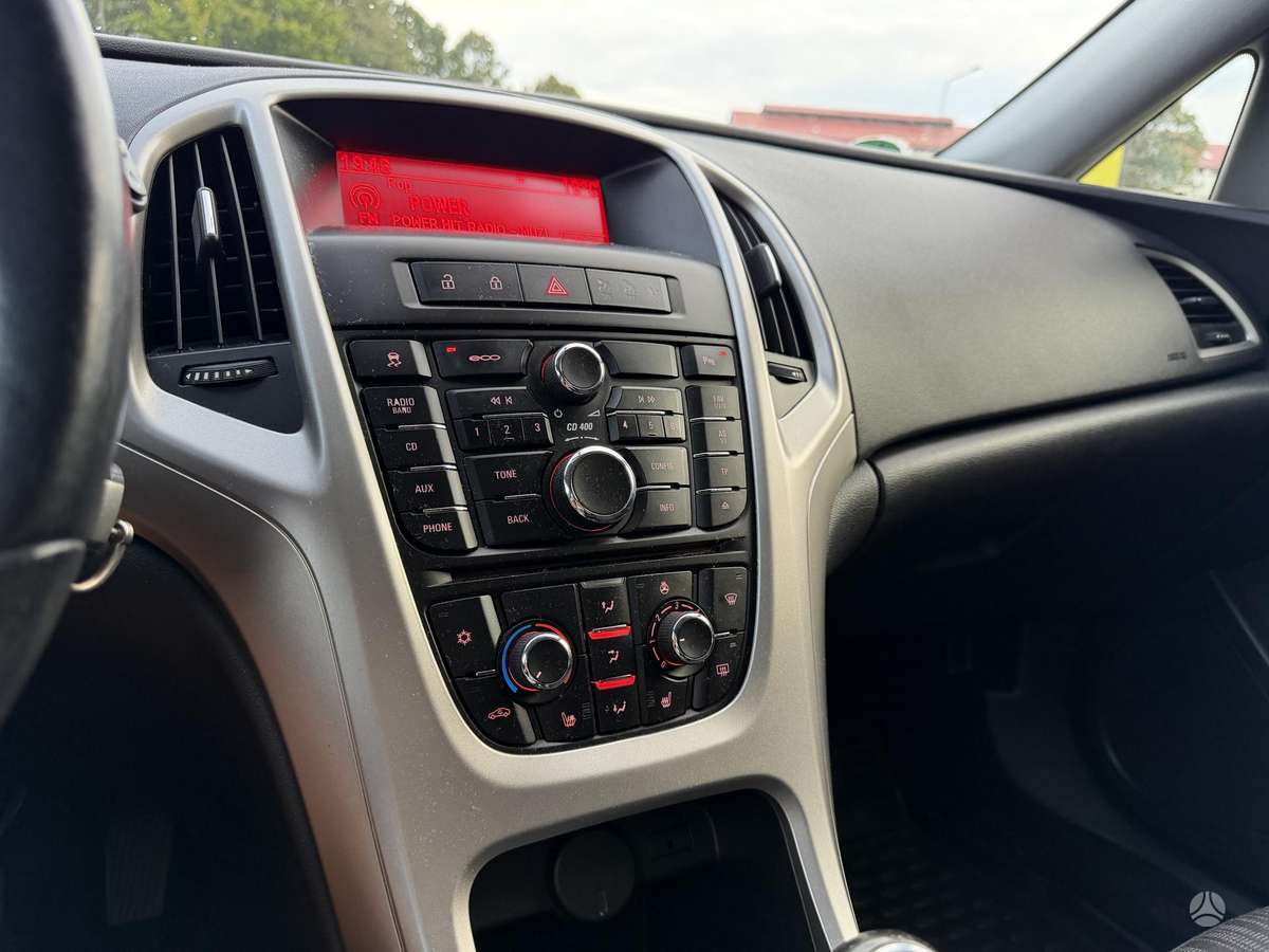 Opel Astra, 1.7 l., hatchback