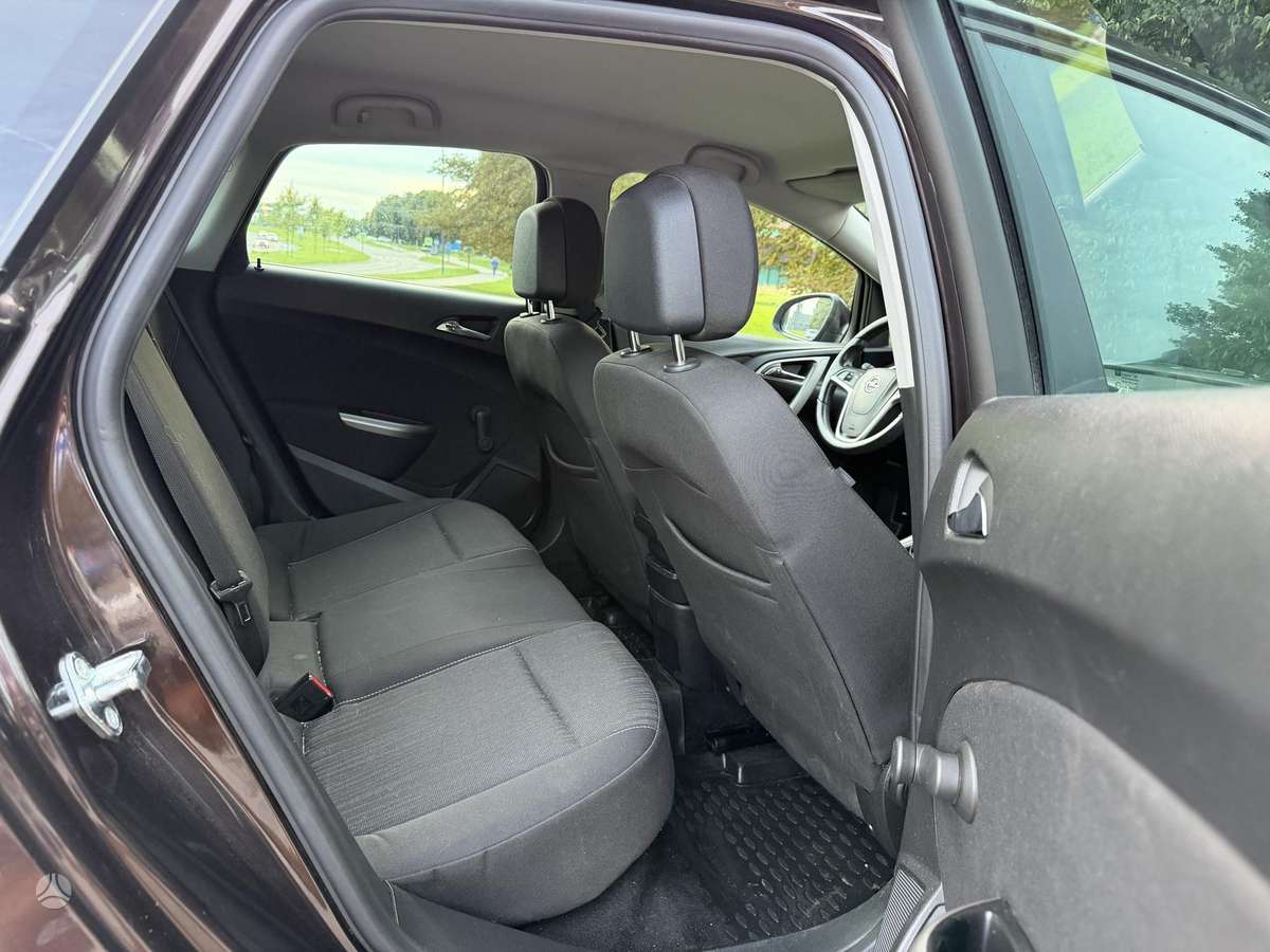 Opel Astra, 1.7 l., hatchback