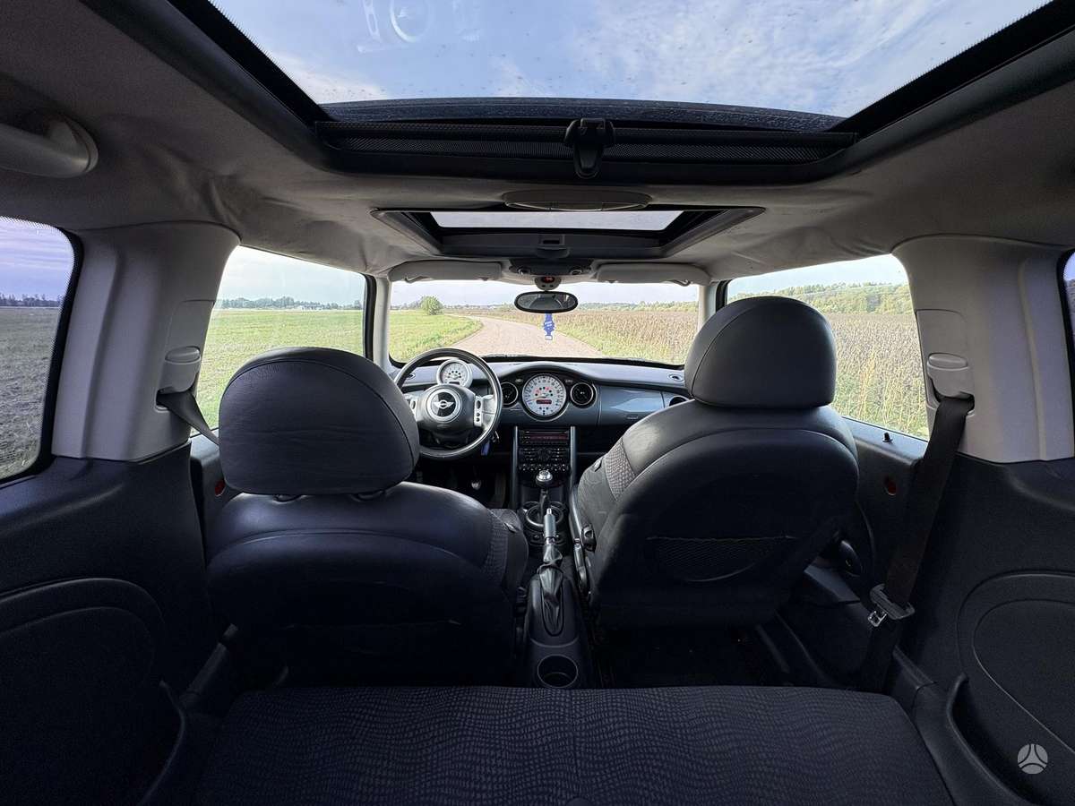 Mini One, 1.6 l., hatchback
