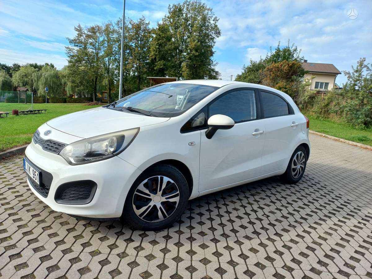 Kia Rio, 1.3 l., hatchback