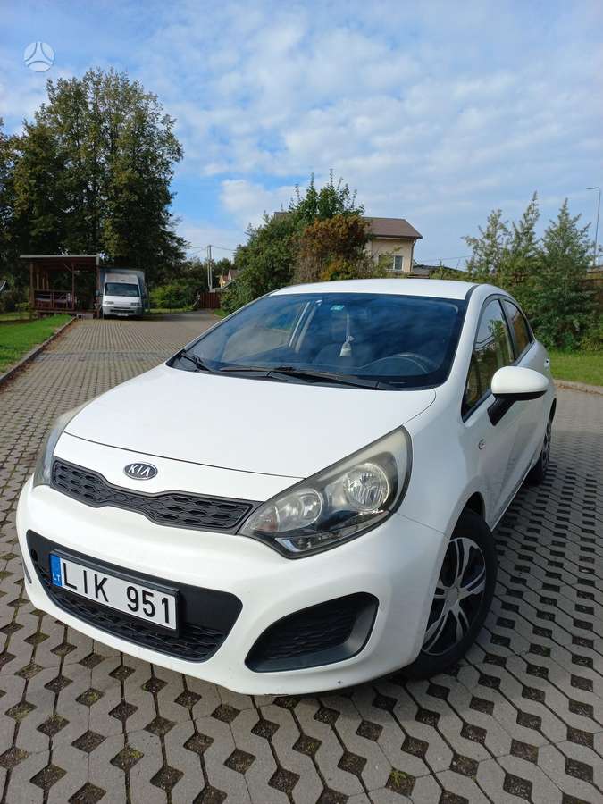 Kia Rio, 1.3 l., hatchback