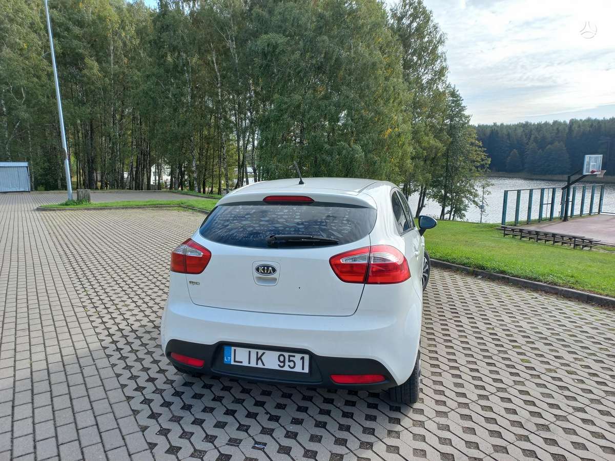 Kia Rio, 1.3 l., hatchback