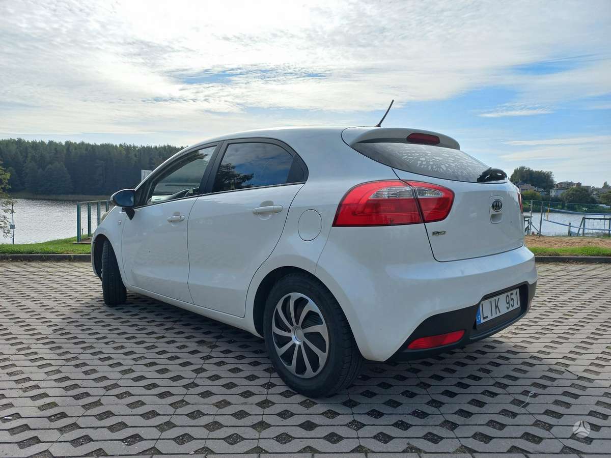 Kia Rio, 1.3 l., hatchback