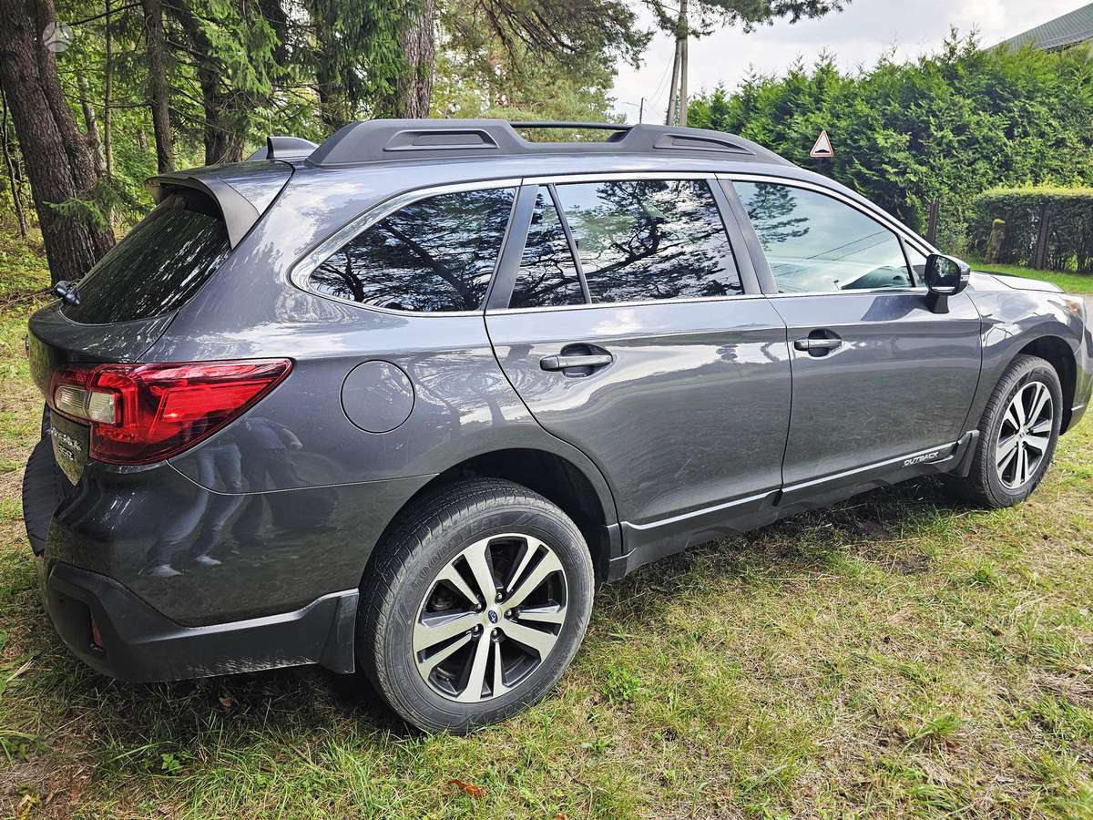 Subaru Outback - 3