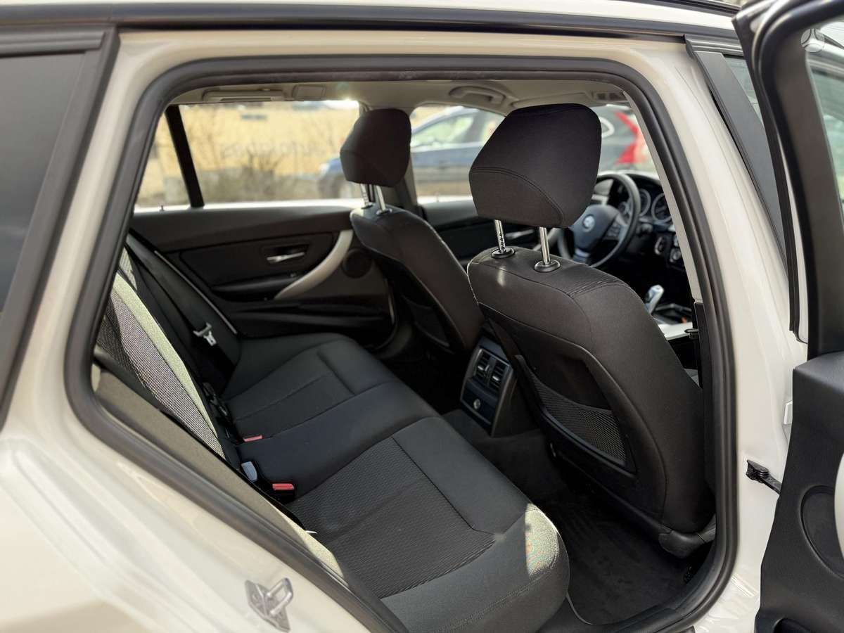 BMW 320, 2.0 l., wagon