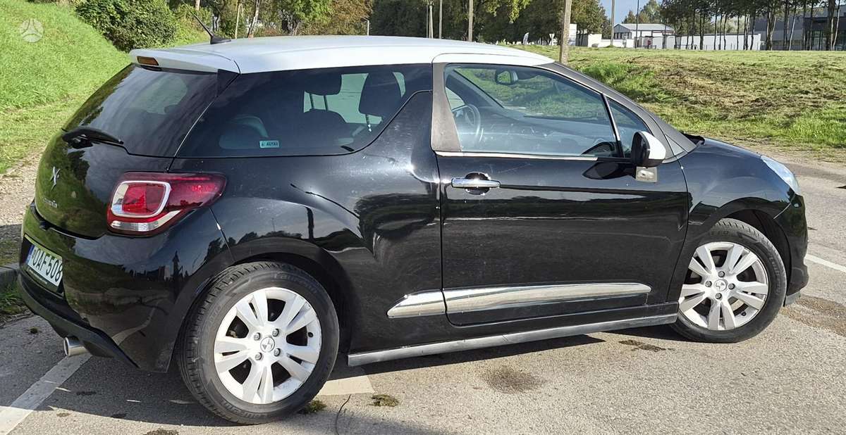 Citroen DS3, 1.6 l., hatchback