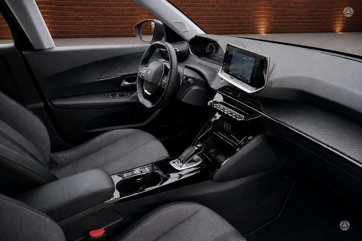 Peugeot 2008 - 9