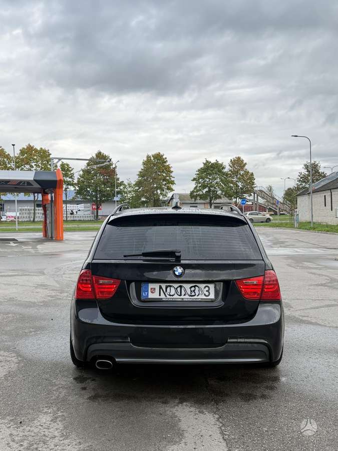 BMW 320, 2.0 l., wagon